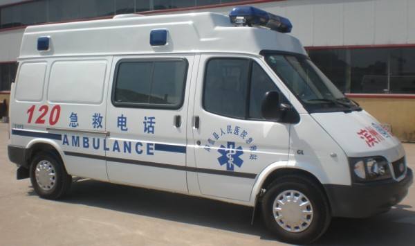患者在等待救护车出租时需要注意什么？